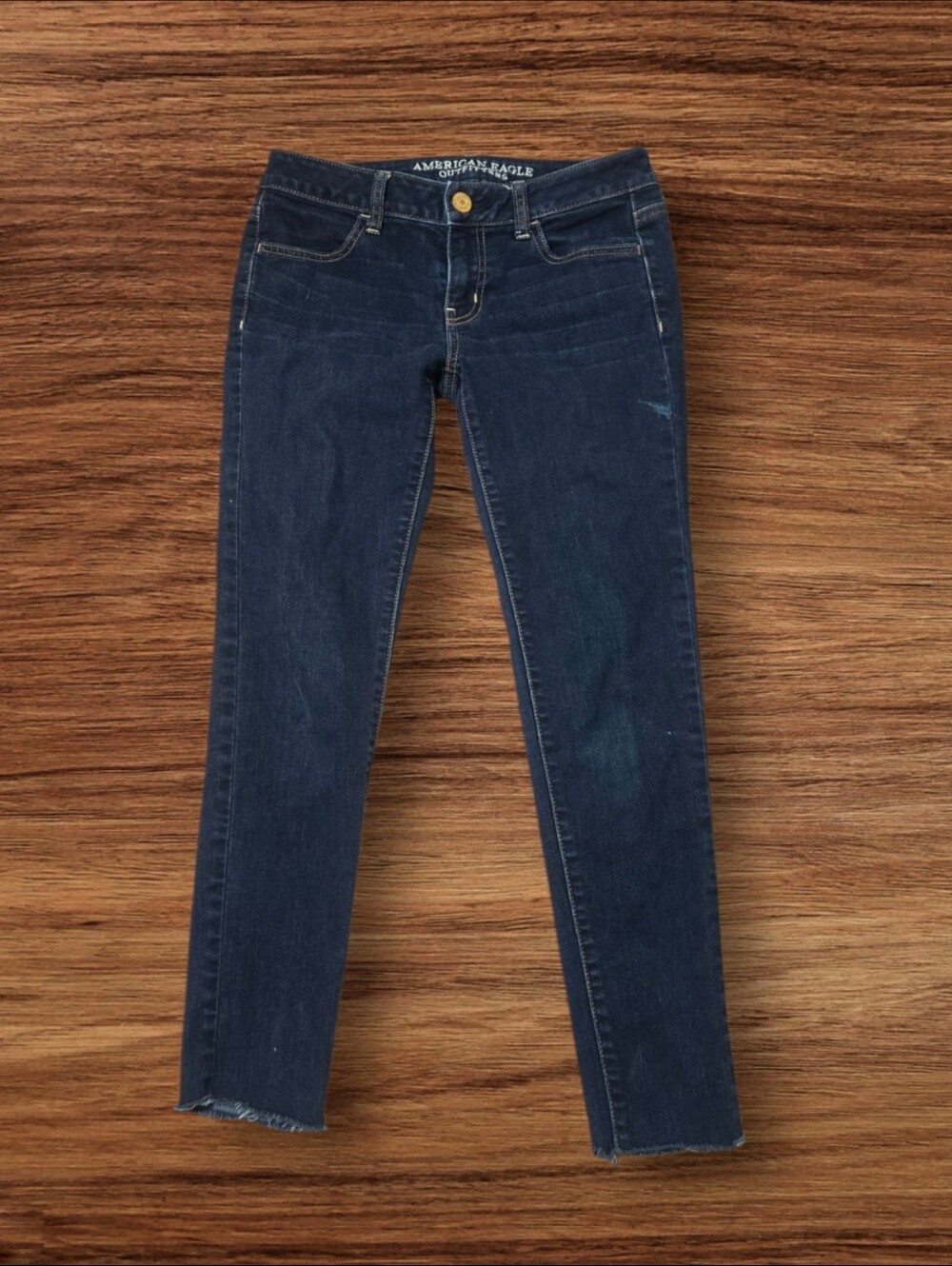 American Eagle Outfitters Super Stretch Low Rise Skinny Short Jeans
